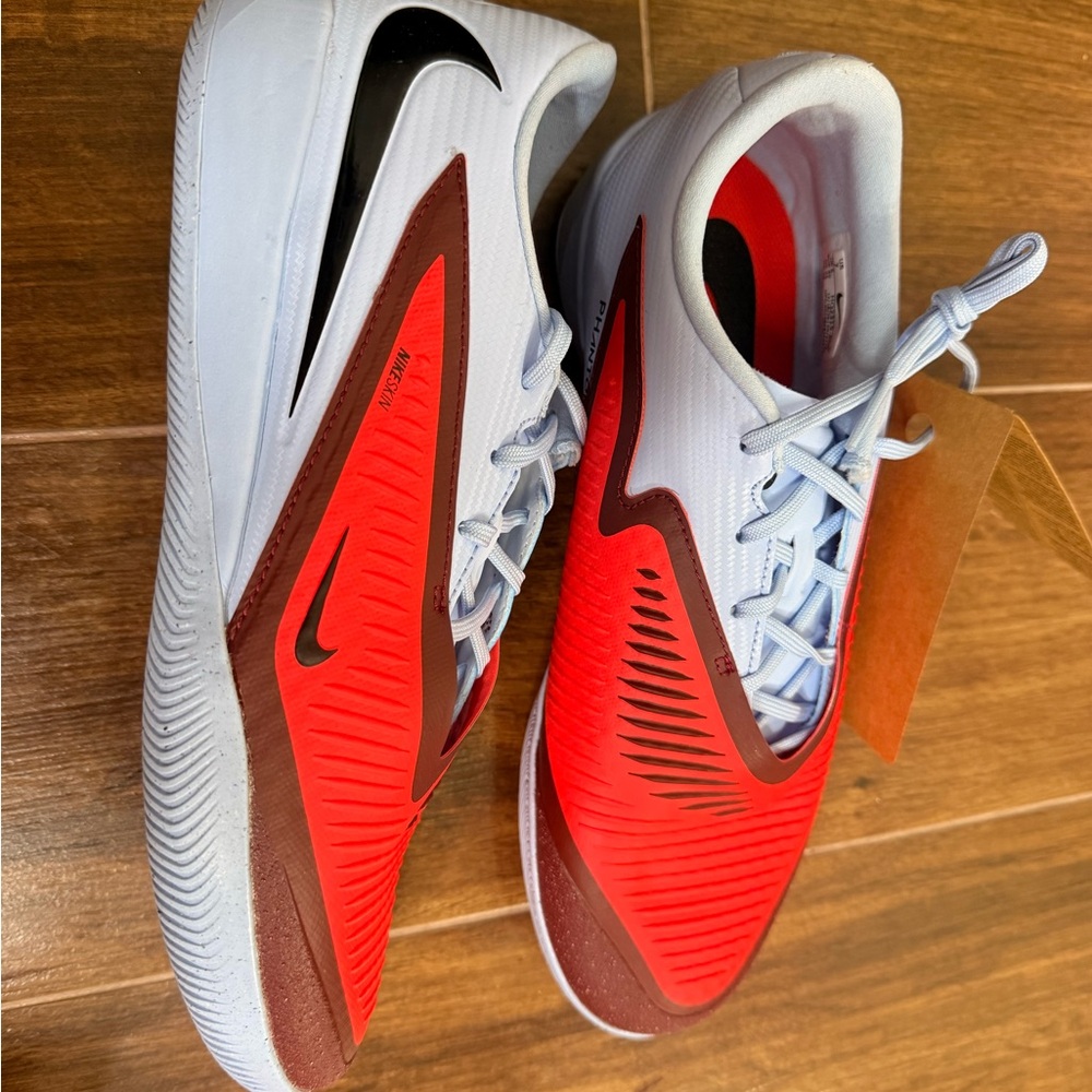 Nike Mercurial + shorts and Guards